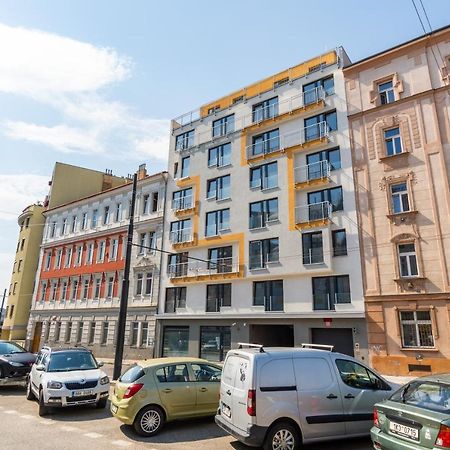 Studio Brand New Apartment #28 In New Building With Free Parking In City Center Praag Buitenkant foto